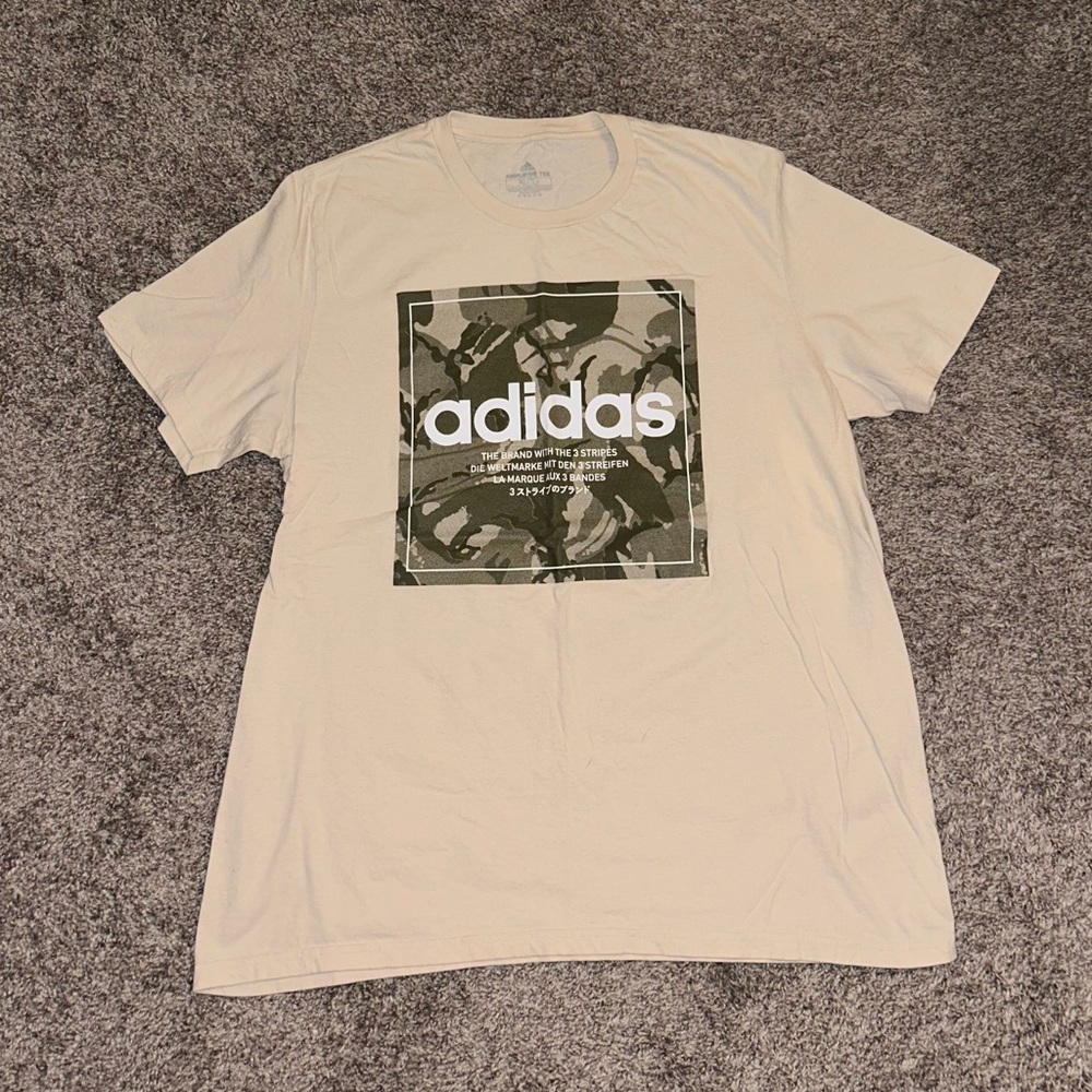 Men’s XL adidas shirt